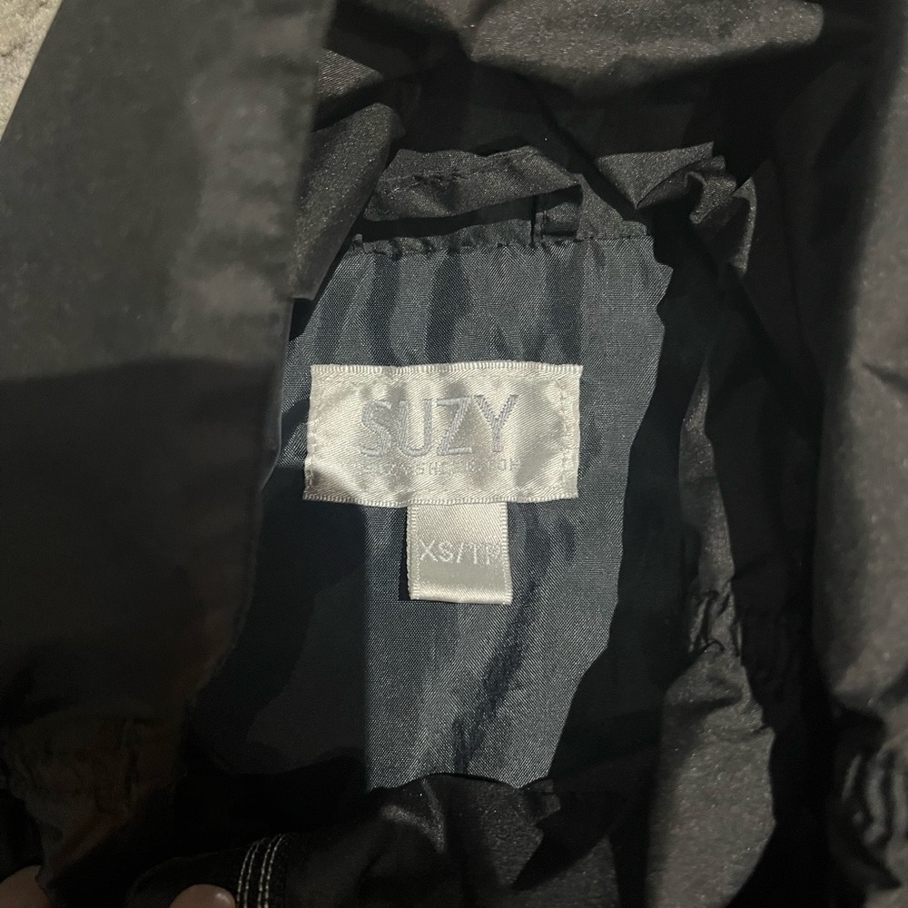 Women high neck Jacket - Picture 2 of 2